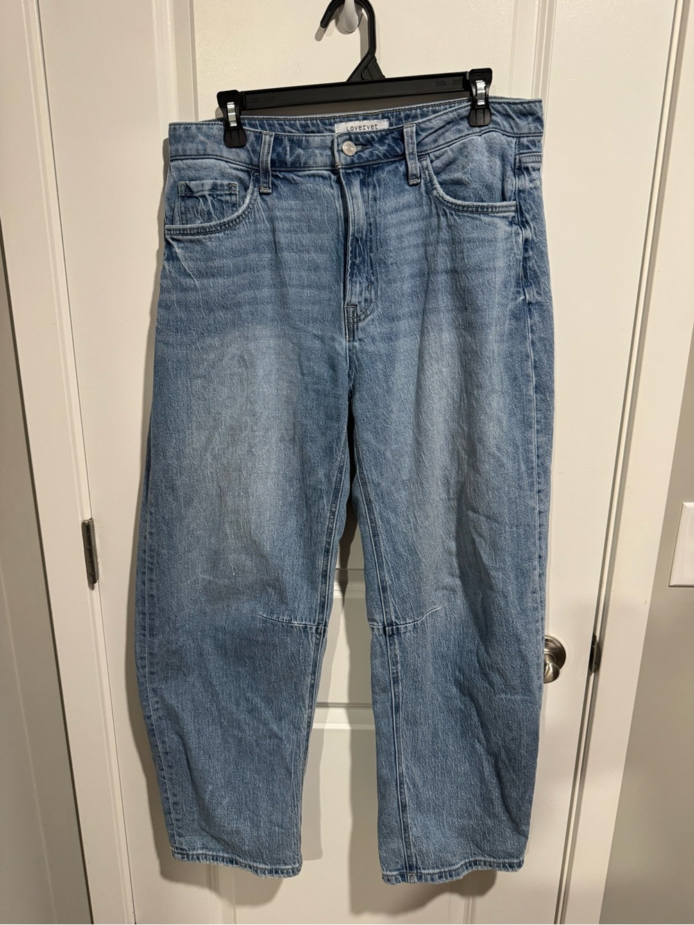 Women's Loveret by Vervet size 30/11 Wide Leg Light Wash Relaxed Jeans